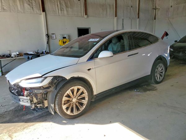 2020 TESLA MODEL X