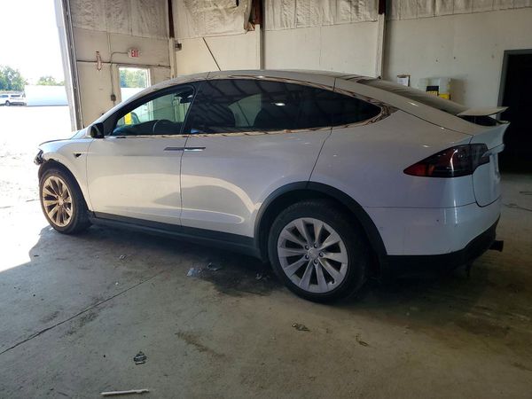 2020 TESLA MODEL X