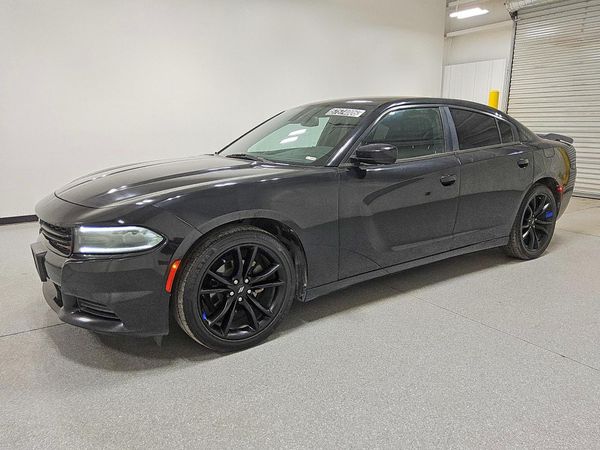 2017 DODGE CHARGER SE
