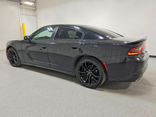 2017 DODGE CHARGER SE
