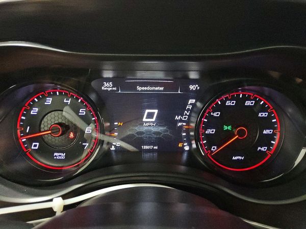 2017 DODGE CHARGER SE