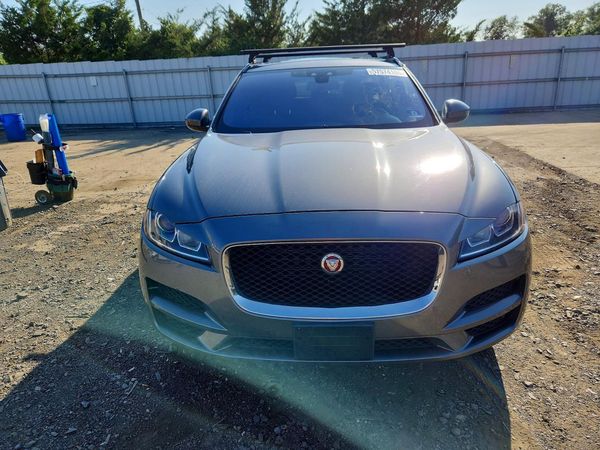 2017 JAGUAR F-PACE Premium