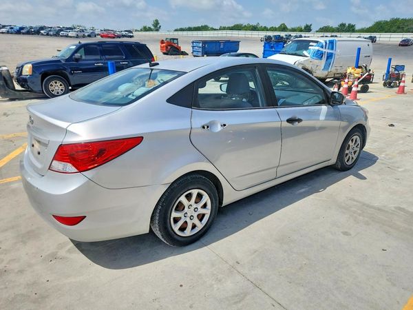 2012 HYUNDAI ACCENT GL (Middle-low grade)