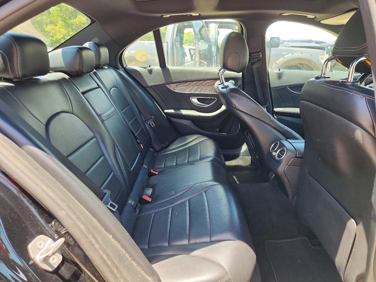 2017 MERCEDES-BENZ C C300