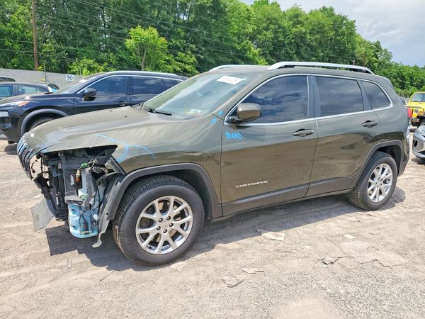 2016 JEEP CHEROKEE LATITUDE 4X4