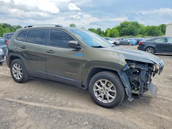 2016 JEEP CHEROKEE LATITUDE 4X4