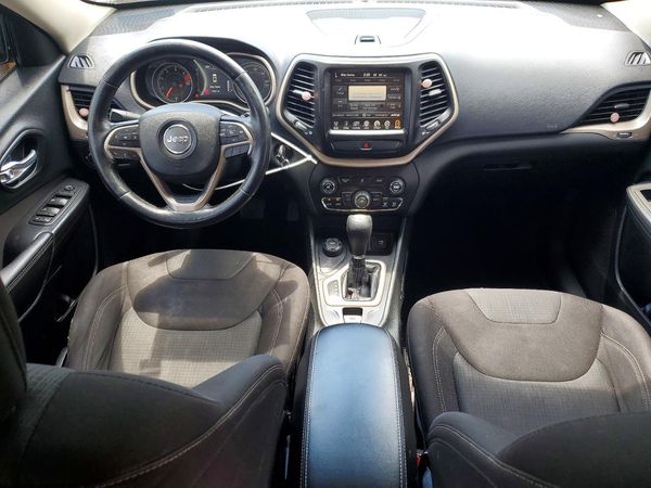 2016 JEEP CHEROKEE LATITUDE 4X4