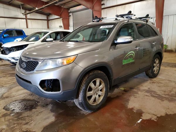 2013 KIA SORENTO