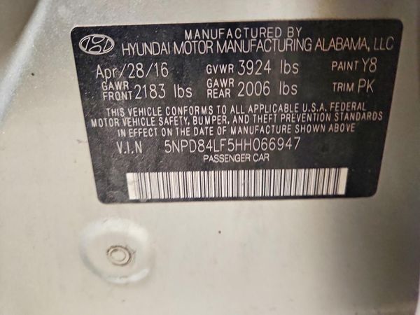 2017 HYUNDAI ELANTRA