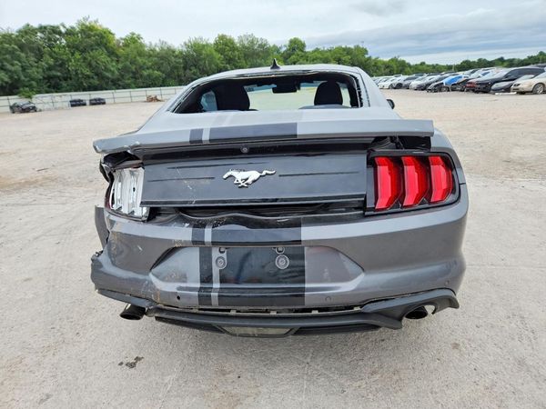 2022 FORD MUSTANG I4 Coupe