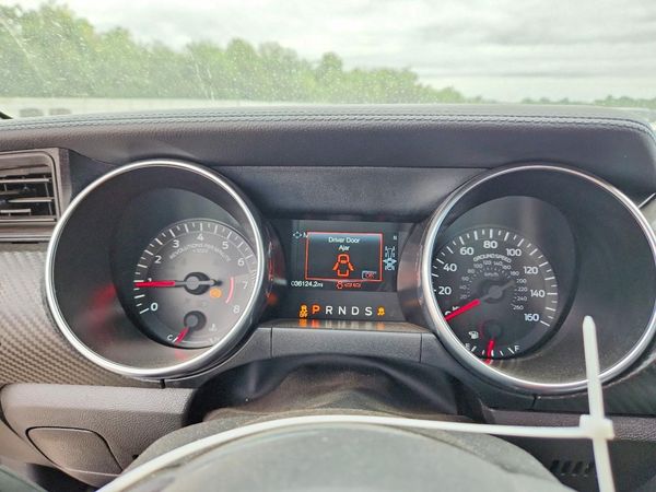 2022 FORD MUSTANG I4 Coupe