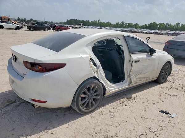 2020 MAZDA 3