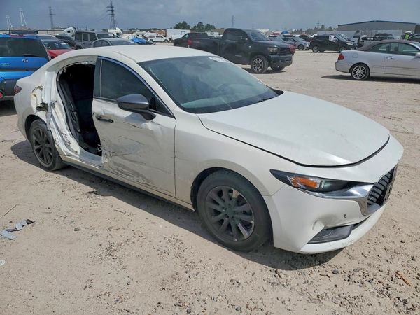 2020 MAZDA 3