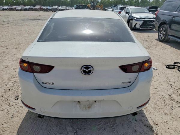 2020 MAZDA 3