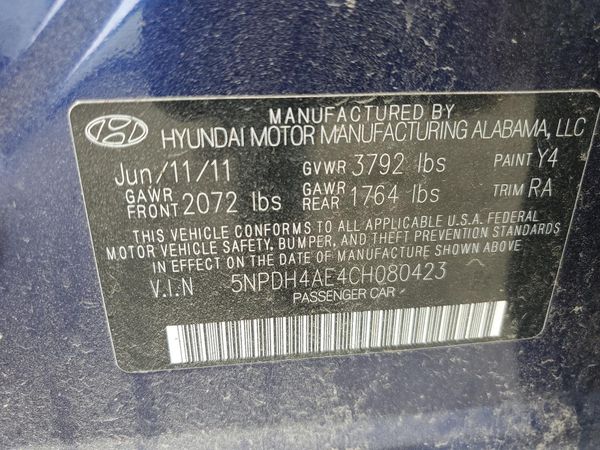 2012 HYUNDAI ELANTRA