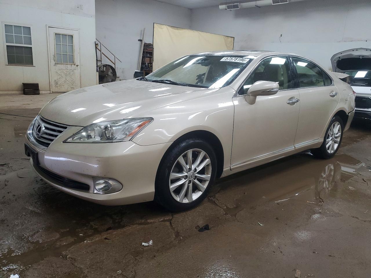 2012 LEXUS ES