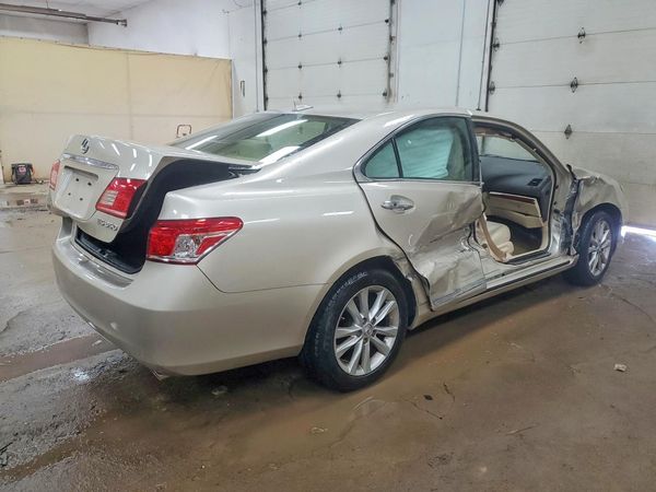 2012 LEXUS ES