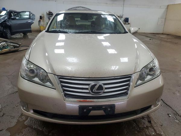 2012 LEXUS ES
