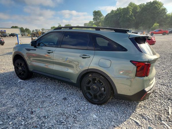 2025 KIA SORENTO