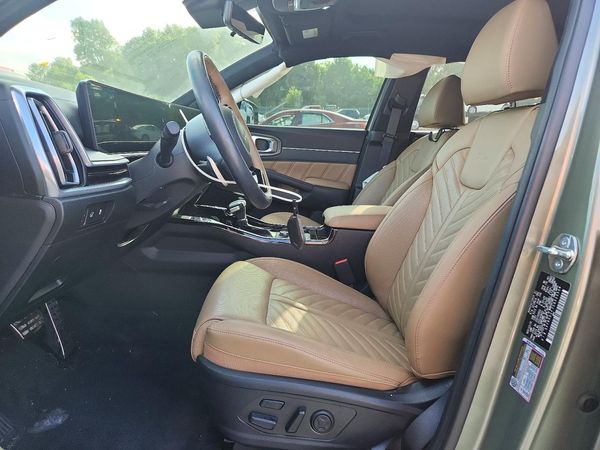2025 KIA SORENTO