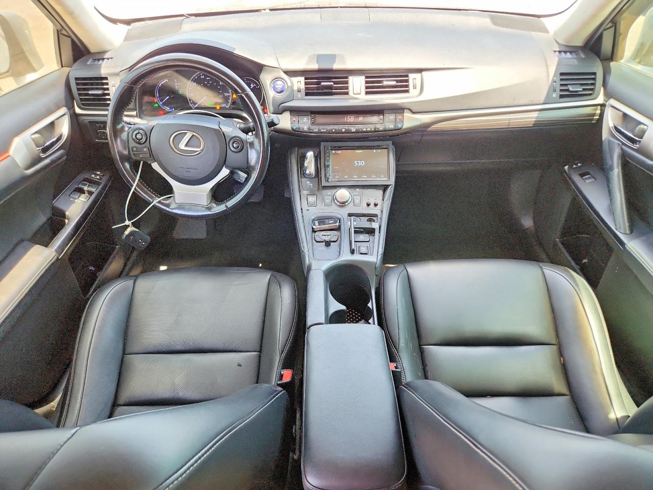 2016 LEXUS CT 200h