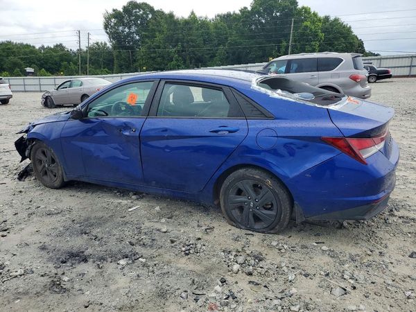 2022 HYUNDAI ELANTRA SEL