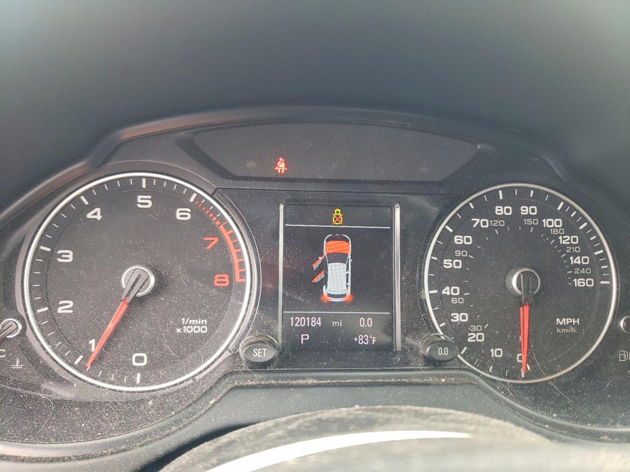 2013 AUDI Q5 Premium Plus