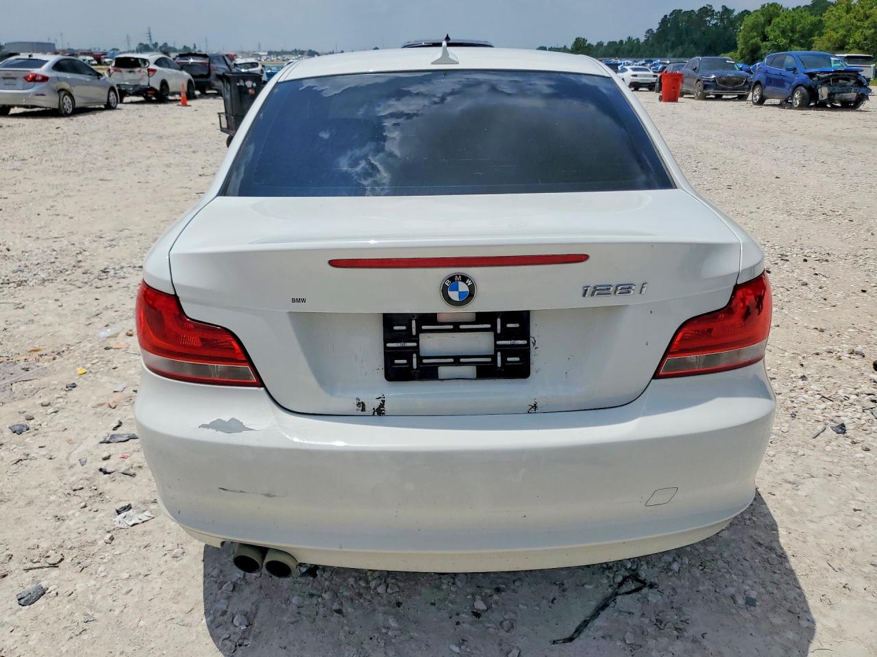 2013 BMW 128