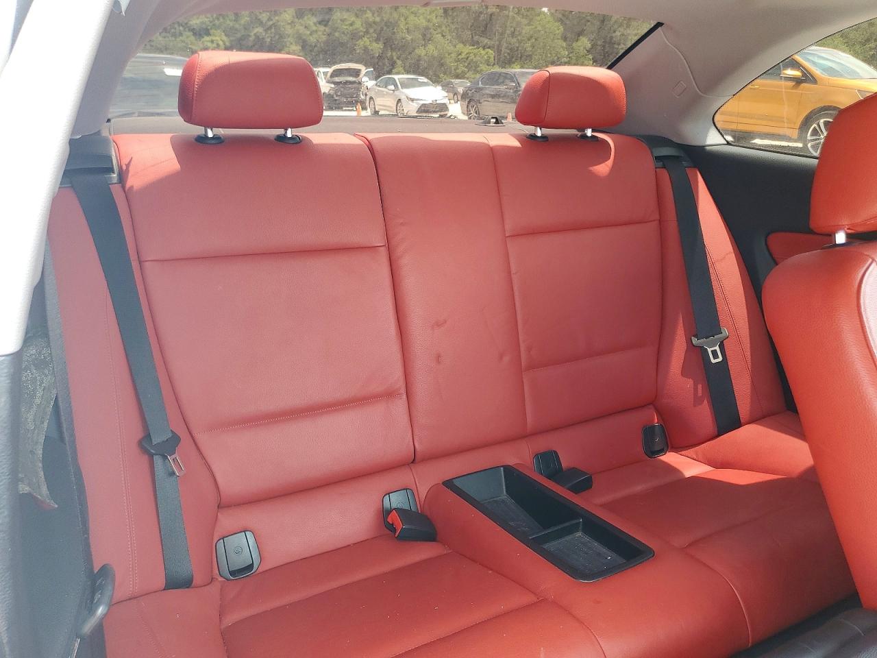 2013 BMW 128