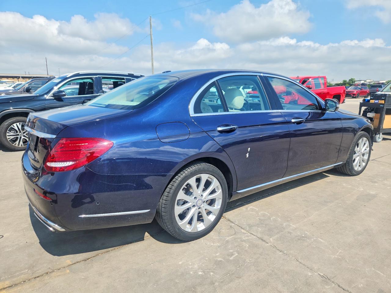 2017 MERCEDES-BENZ E E300
