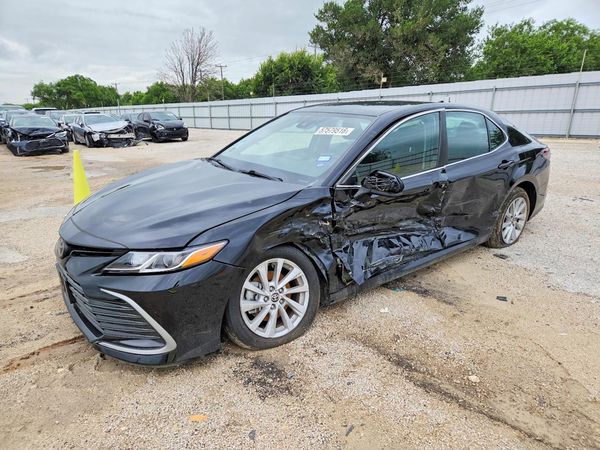 2021 TOYOTA CAMRY