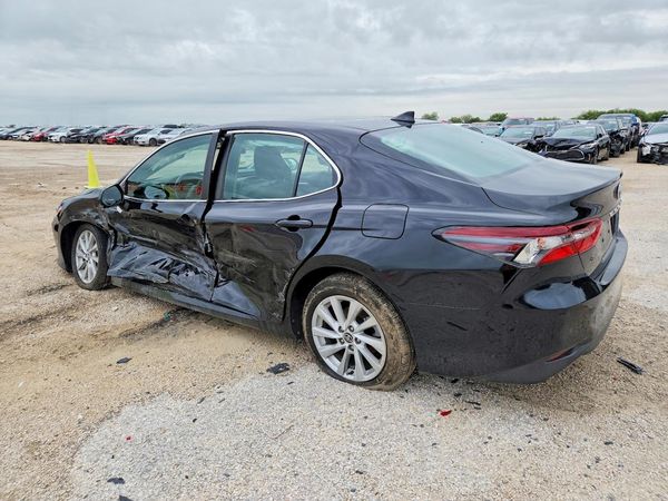 2021 TOYOTA CAMRY LE — DSRA