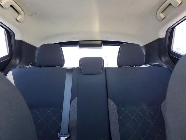 2019 NISSAN KICKS