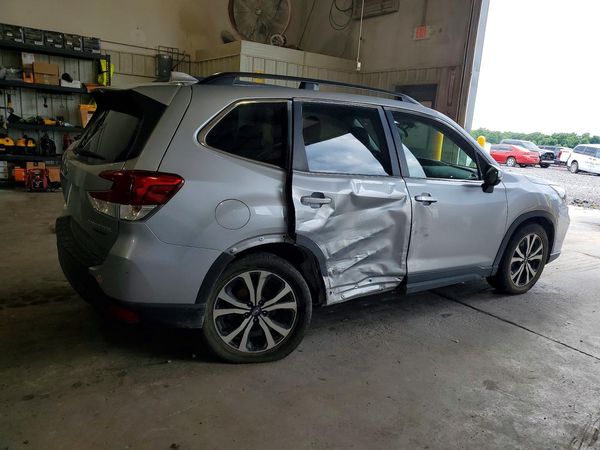 2019 SUBARU FORESTER