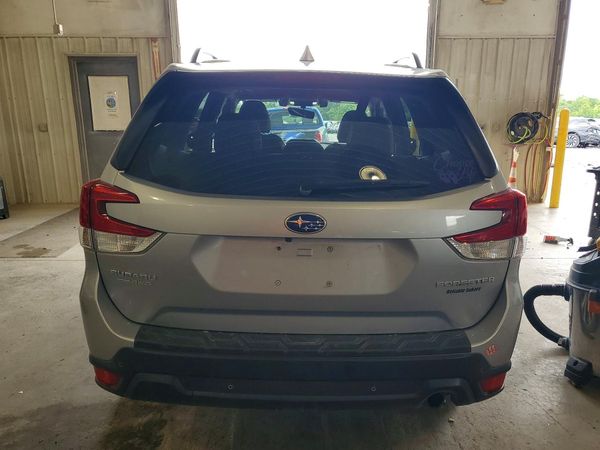 2019 SUBARU FORESTER