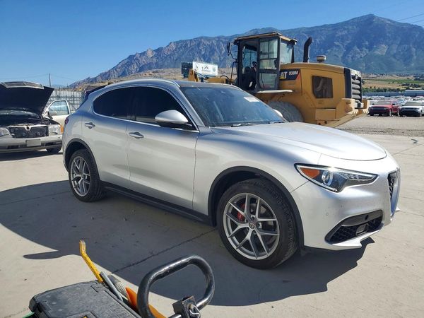 2018 ALFA ROMEO STELVIO TI AWD