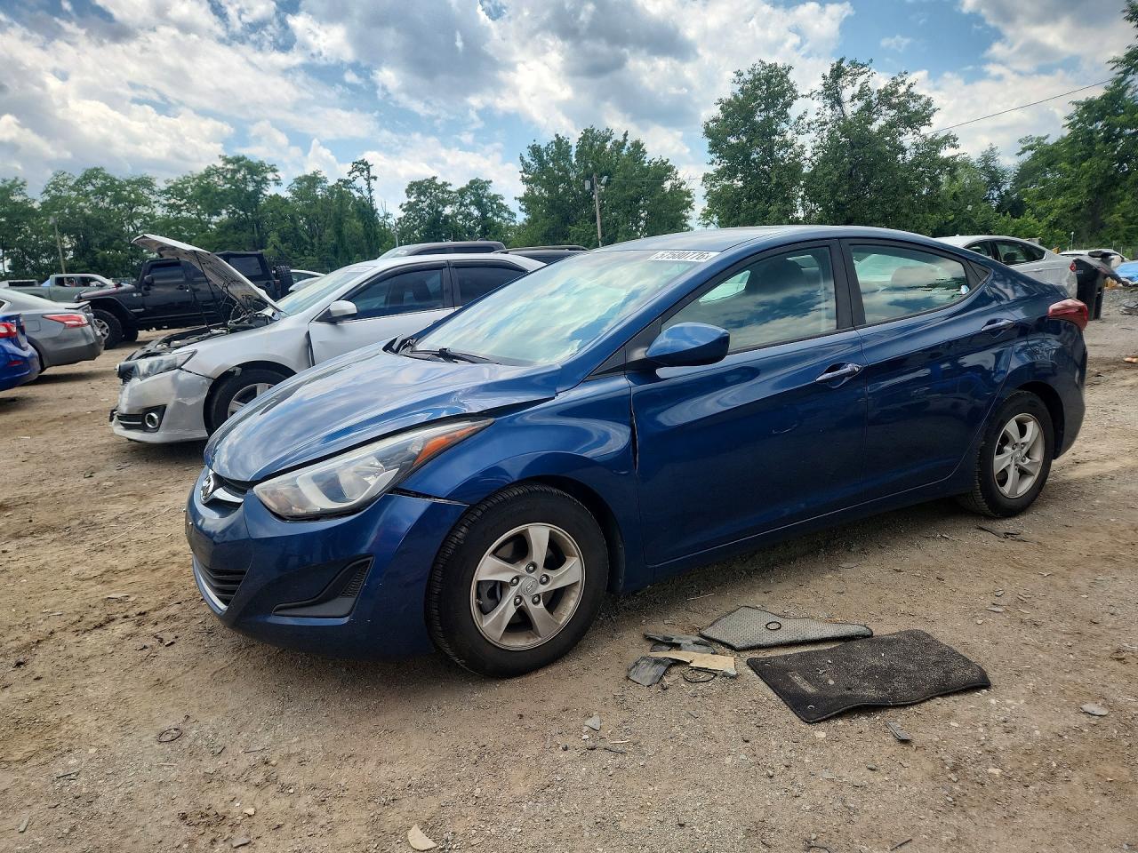 2014 HYUNDAI ELANTRA GLS (Middle)