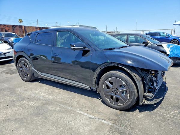 2025 KIA EV6
