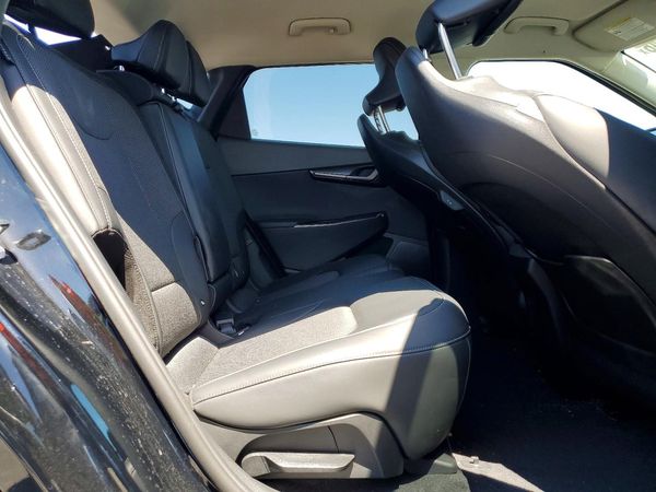 2025 KIA EV6