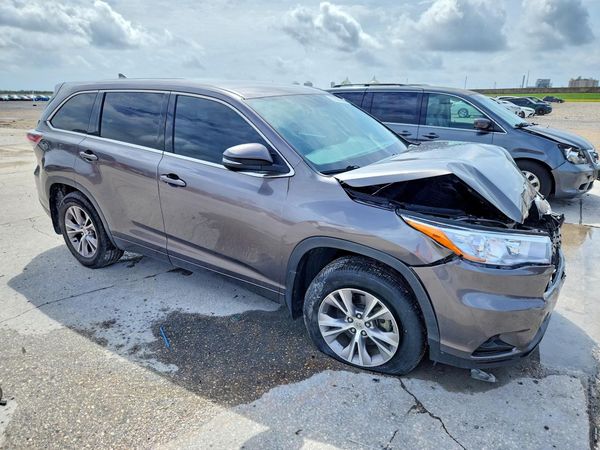 2015 TOYOTA HIGHLANDER