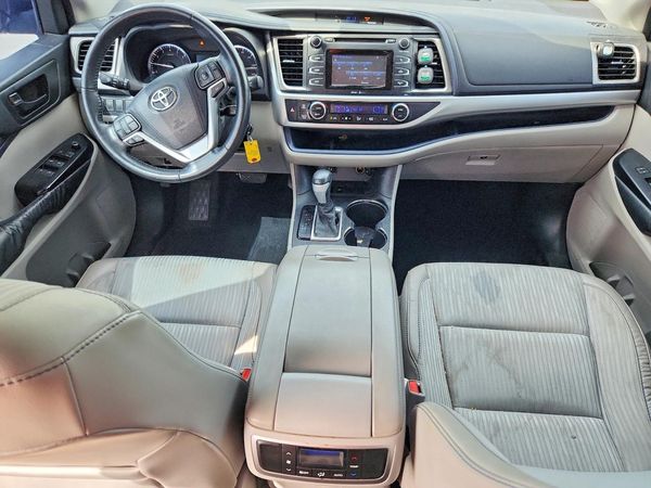 2015 TOYOTA HIGHLANDER