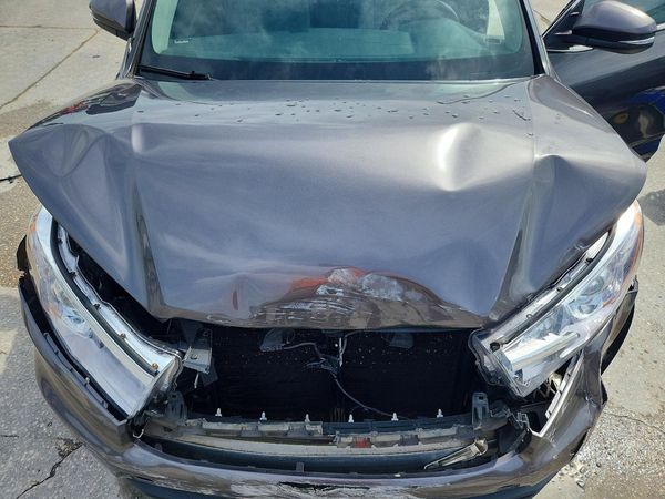 2015 TOYOTA HIGHLANDER