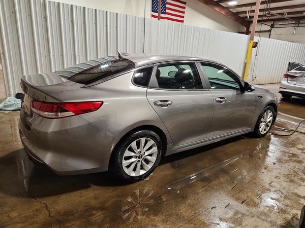 2017 KIA OPTIMA