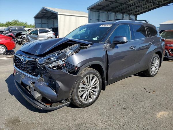 2024 TOYOTA HIGHLANDER HYBRID Platinum