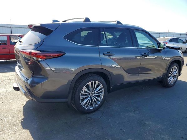 2024 TOYOTA HIGHLANDER HYBRID Platinum