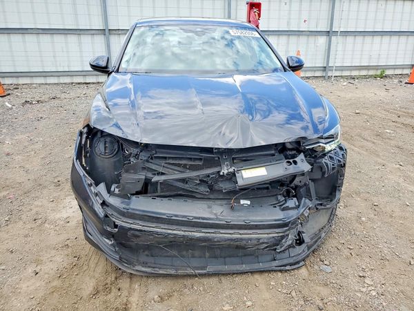 2023 VOLKSWAGEN JETTA SE w/ Sunroof