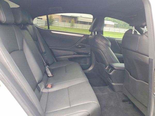 2025 LEXUS ES 350 F Sport Handling
