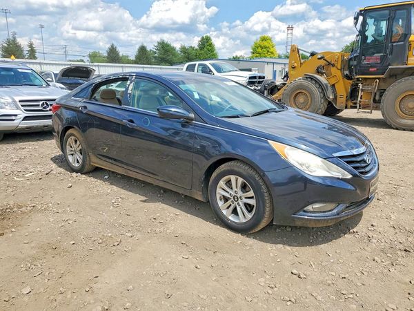 2013 HYUNDAI SONATA GLS/ GLS Popular