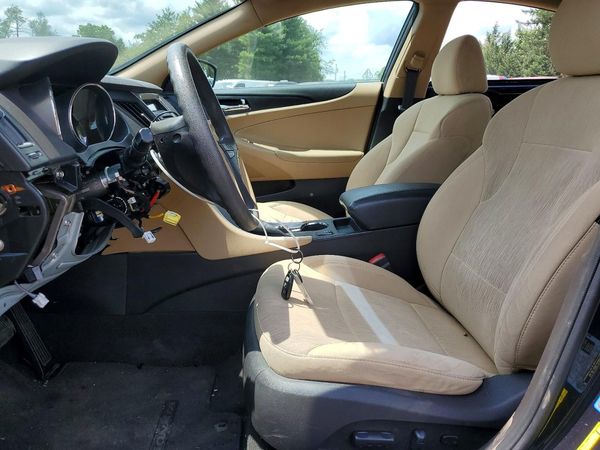 2013 HYUNDAI SONATA GLS/ GLS Popular