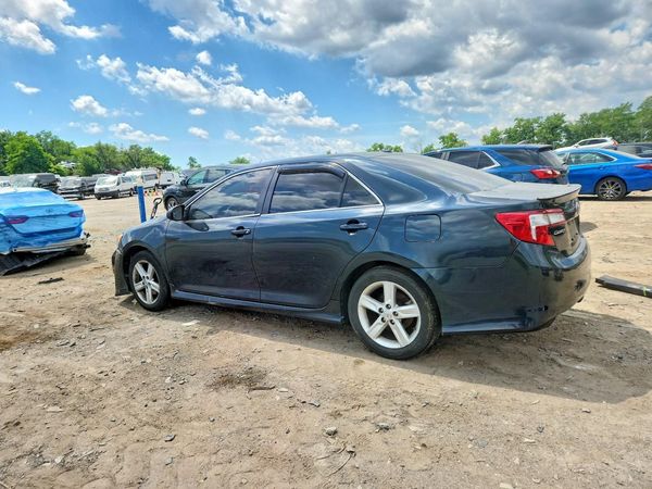 2013 TOYOTA CAMRY